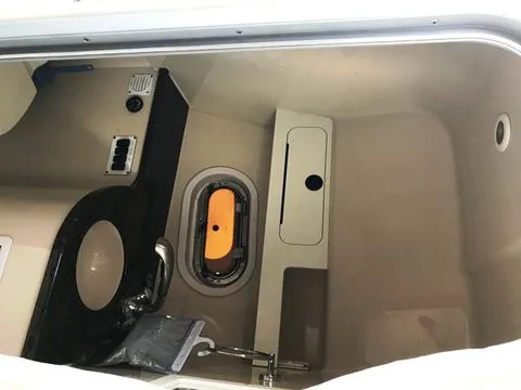 Slide: The Image of Four Winns 328 Vista 2006 - 26