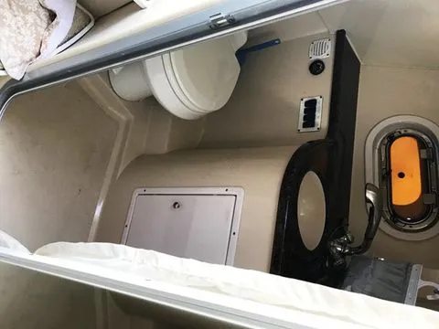 Slide: The Image of Four Winns 328 Vista 2006 - 27