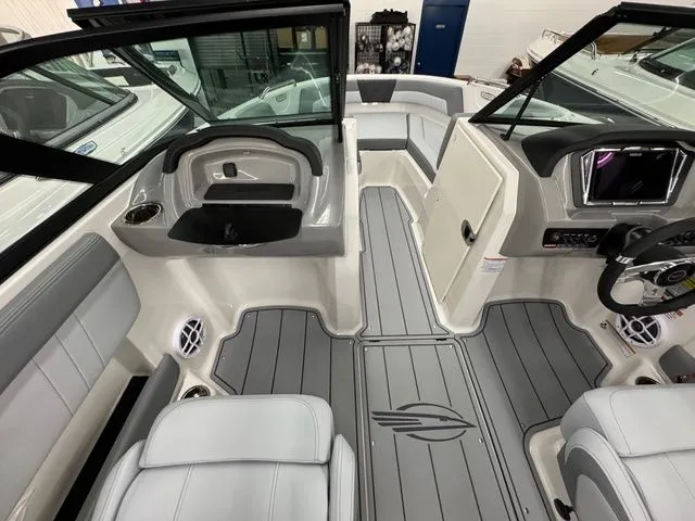 Slide: The Image of Chaparral Ssi 21 - BOAT SHOW PRICING!!! 2026 - 12