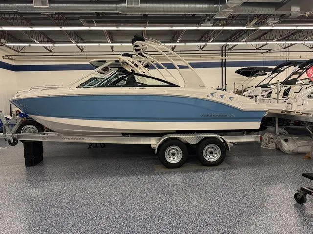 Slide: The Image of Chaparral SSi 21 - IN STOCK!!! 2026 - 2