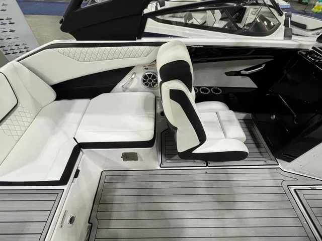 Slide: The Image of Yamaha 222 S - JUST ARRIVED!!! 2026 - 12