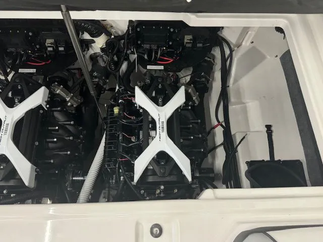 Slide: The Image of Yamaha AR250 - IN STOCK!!! 2025 - 18