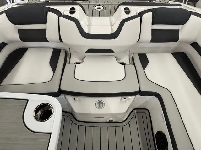 Slide: The Image of Yamaha 195 S - JUST ARRIVED!!! 2026 - 14