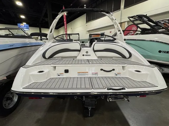 Slide: The Image of Yamaha 195 S - IN STOCK!!! 2026 - 18