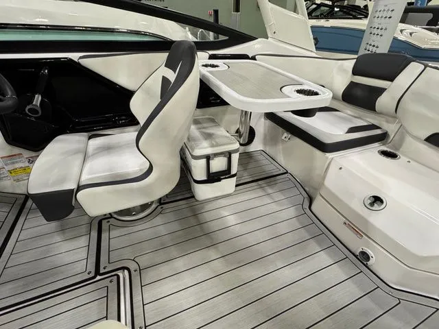 Slide: The Image of Yamaha 195 S - JUST ARRIVED!!! 2026 - 13