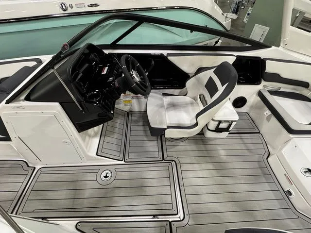 Slide: The Image of Yamaha 195 S - JUST ARRIVED!!! 2026 - 6