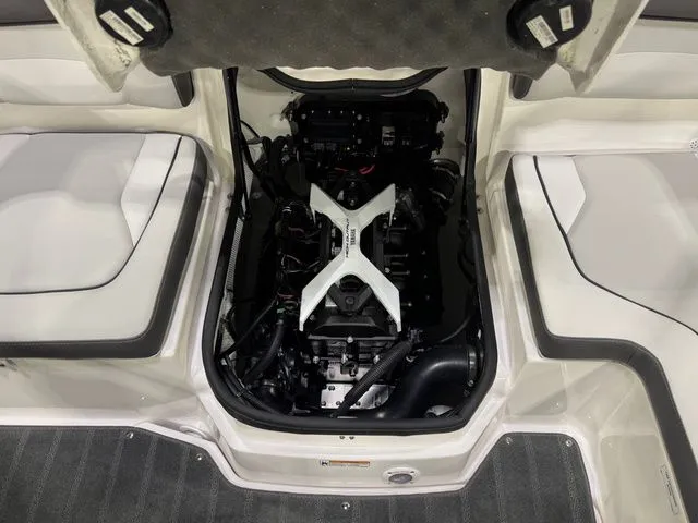 Slide: The Image of Yamaha AR 190 - JUST ARRIVED!!! 2026 - 12