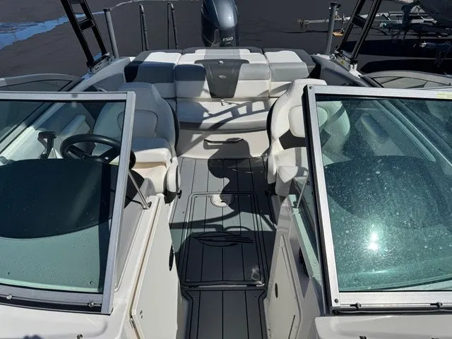 Slide: The Image of Chaparral 21 SSi OB 2023 - 4