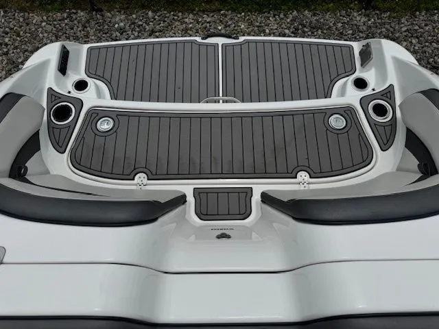 Slide: The Image of Yamaha AR240 2019 - 24