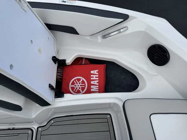 Slide: The Image of Yamaha 195S - TRADE IN!!! 2024 - 11