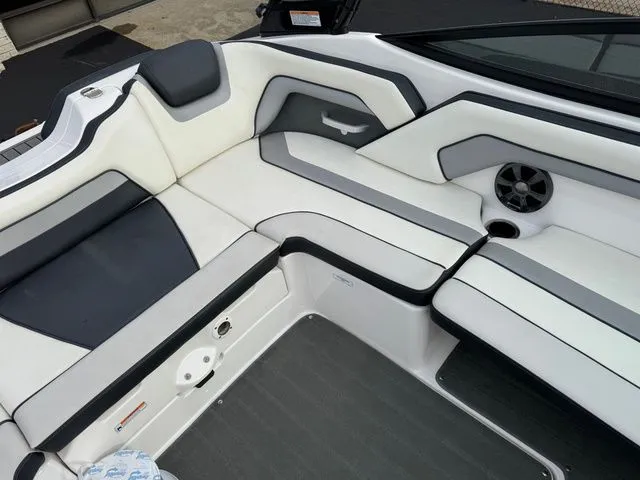 Slide: The Image of Yamaha AR195 - PENDING 2017 - 14