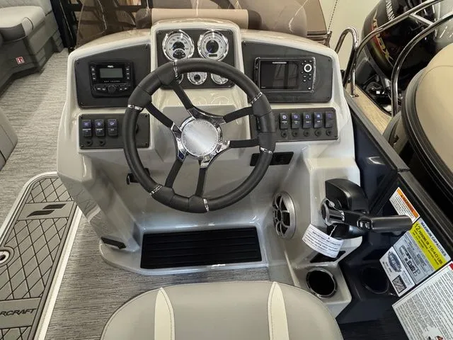 Slide: The Image of Starcraft EXS 3 DL - BOAT SHOW PRICING!!! 2026 - 8