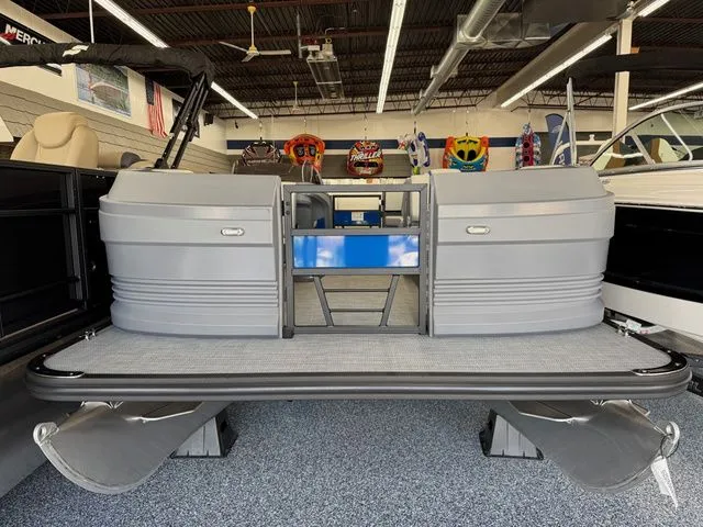 Slide: The Image of Starcraft GX 18 R - ON ORDER!!! 2026 - 3