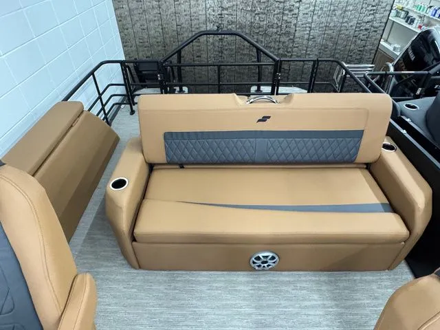 Slide: The Image of Starcraft SLS-3 Q DH - BOAT SHOW PRICING!!! 2026 - 18