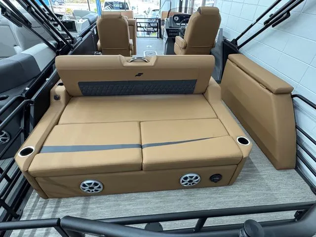 Slide: The Image of Starcraft SLS-3 Q DH - BOAT SHOW PRICING!!! 2026 - 22