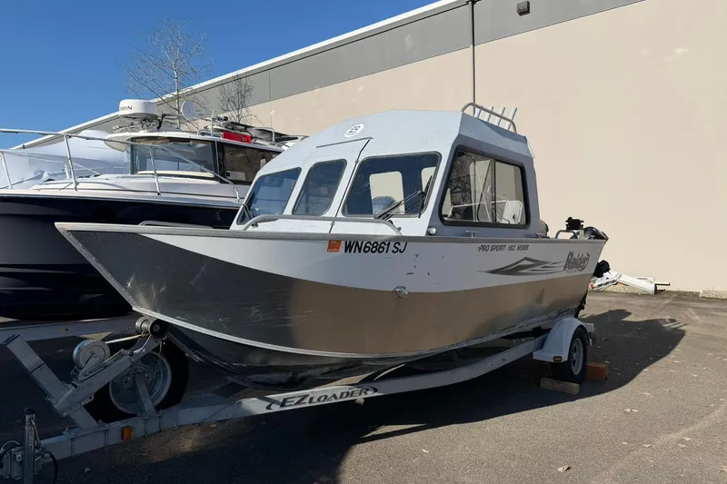 The Image of Raider 182 Pro Sport 2016 - undefined