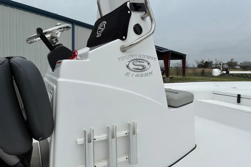 Slide: The Image of 2020 Sportsman Tournament 214 SBX Bay Boat console and seating area. - 7