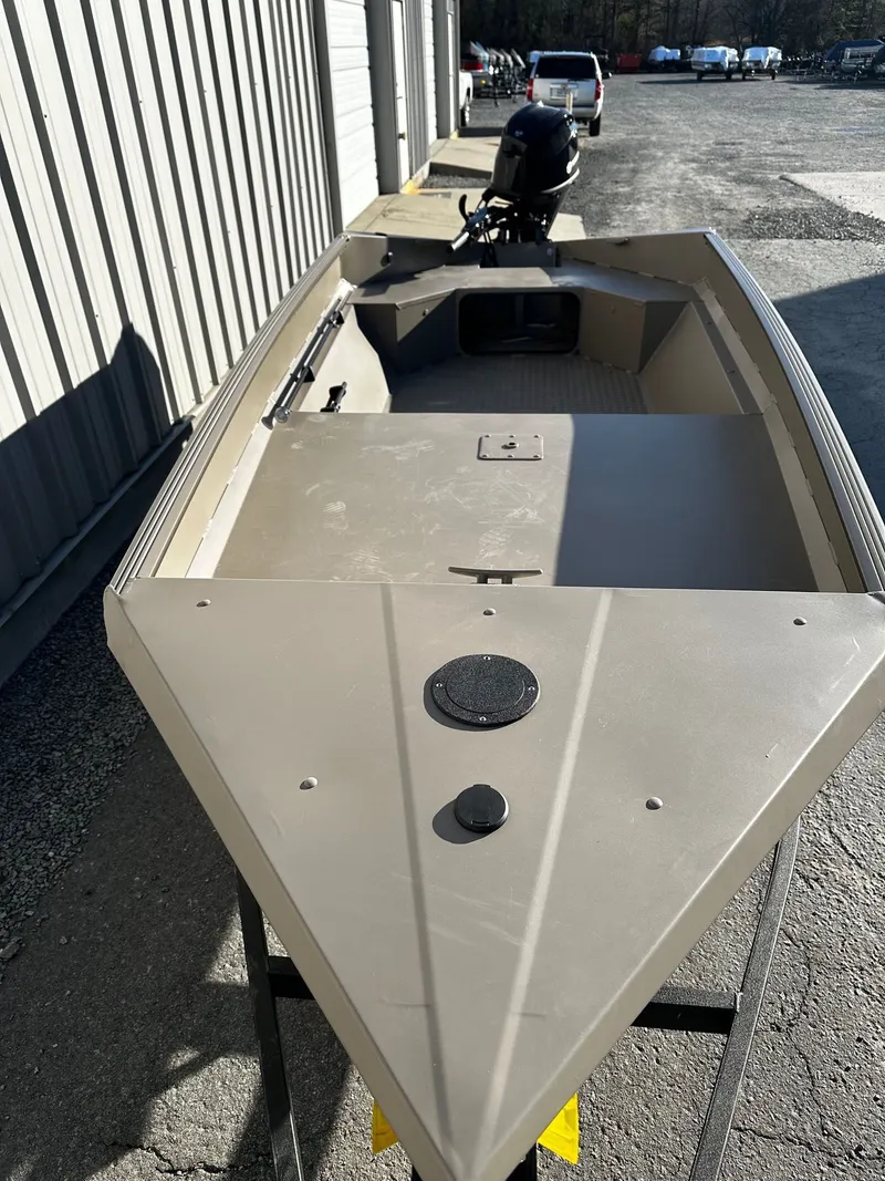 Slide: The Image of Edge Boats 553 Sportman Diamondback 2026 - 2