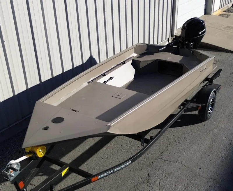 Slide: The Image of Edge Boats 553 Sportman Diamondback 2026 - 6