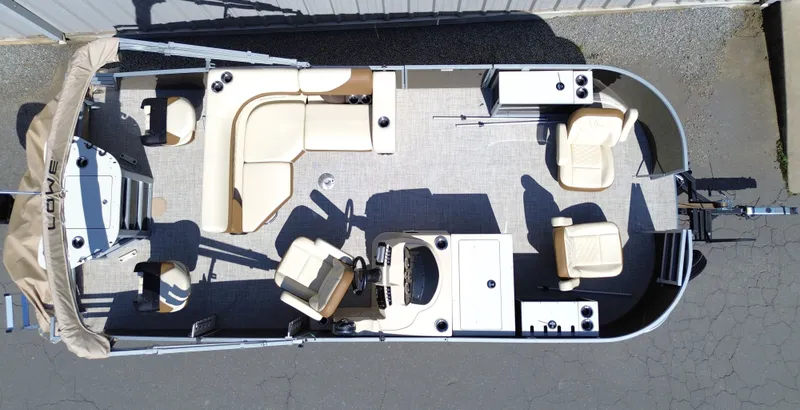 Slide: The Image of Lowe SF 214 Sport Fish 2024 - 5