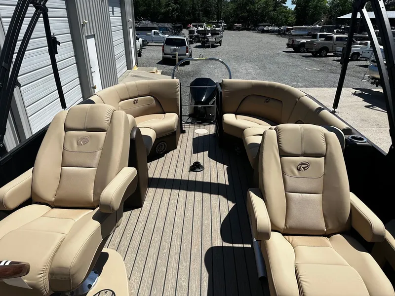 Slide: The Image of Lowe 23 Retreat WT TL 2023 - 5