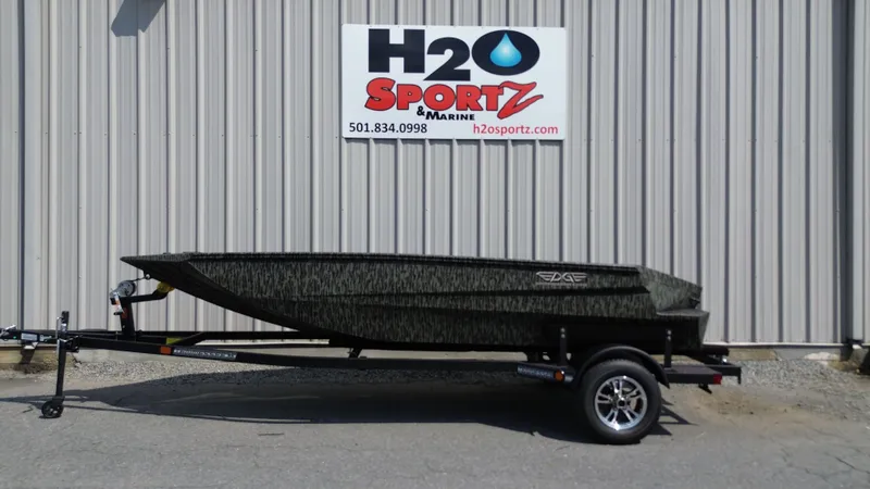 The Image of Edge Boats 553DB Camo 2026 - 1