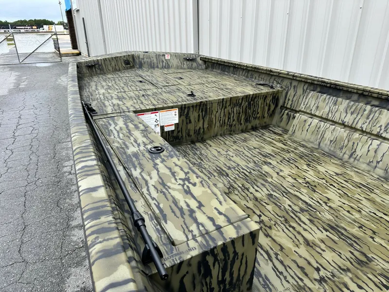 Slide: The Image of Lowe RX1860 Deluxe Tiller 2026 - 5