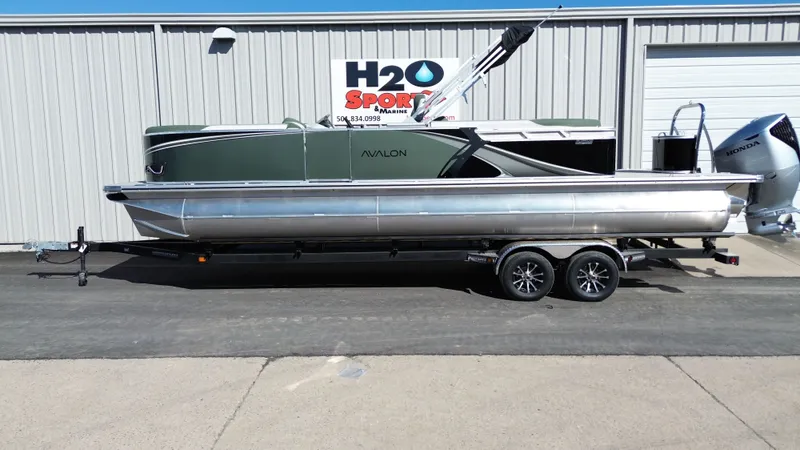 The Image of Avalon 2785 LSZ Quad Lounger 2026 - 1