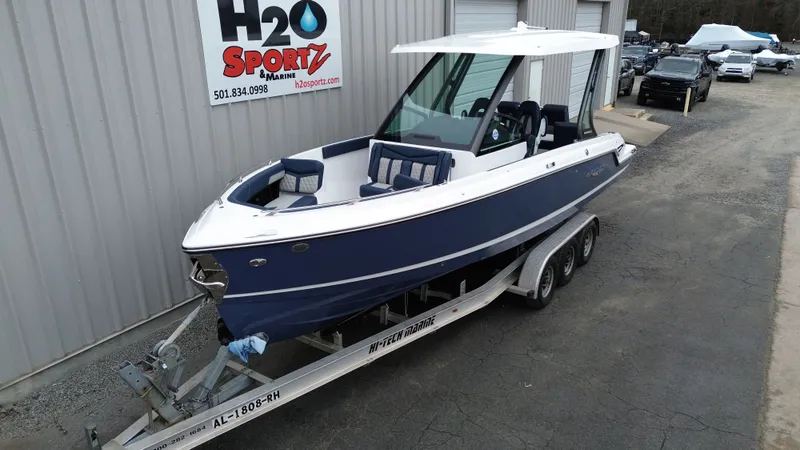 Slide: The Image of Monterey ELITE 27 SD BOWRIDER 2026 - 3