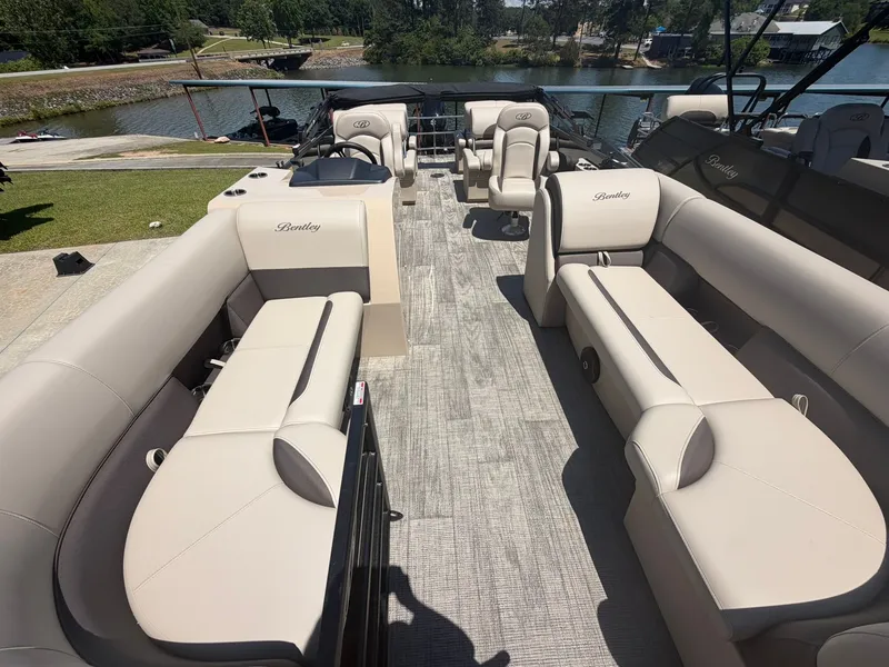 Slide: The Image of Bentley Pontoons Legacy 240 Quad 2026 - 4