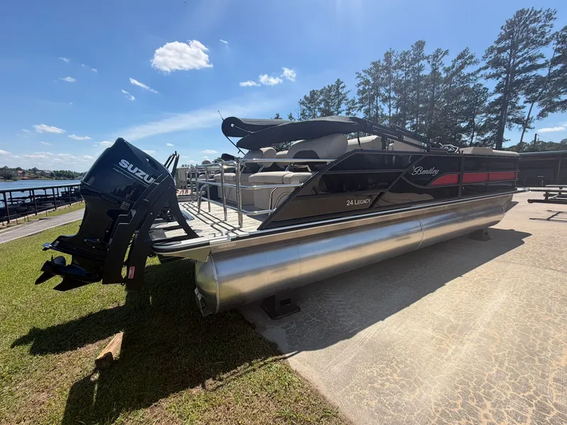 Slide: The Image of Bentley Pontoons Legacy 240 Quad 2026 - 5