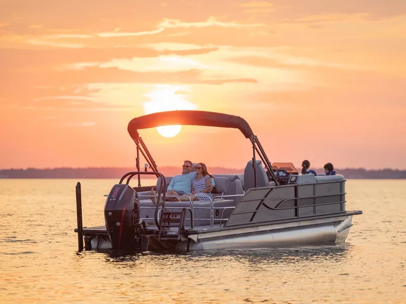 Slide: The Image of Bentley Pontoons Legacy 220 Swingback 2026 - 14