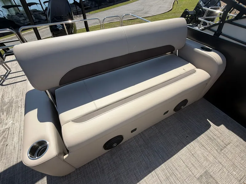 Slide: The Image of Bentley Pontoons Legacy 240 Swingback 2026 - 7