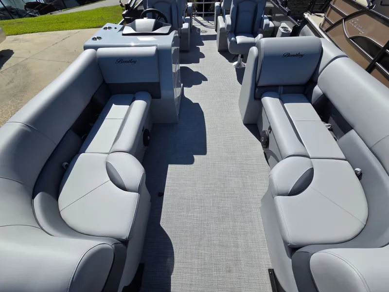Slide: The Image of Bentley Pontoons Legacy Quad Swing Back 223 2026 - 6
