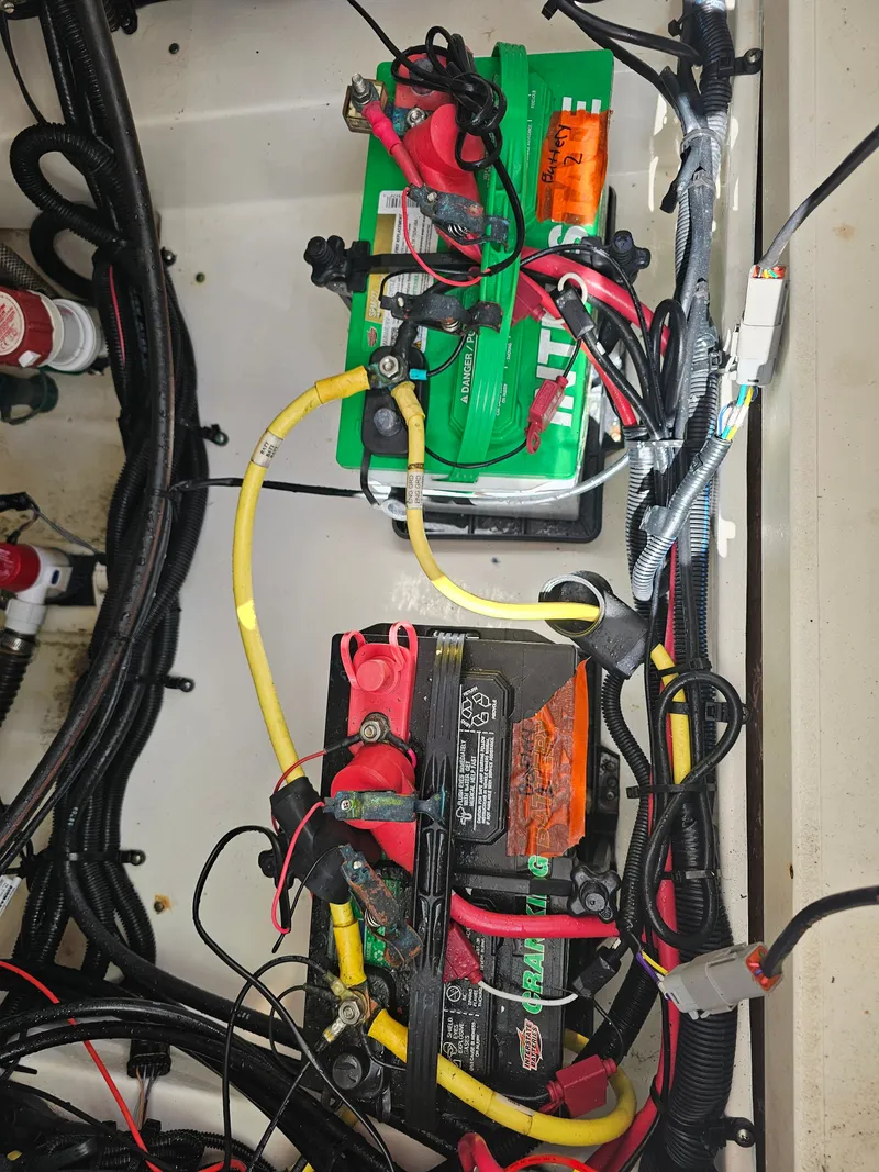 Slide: The Image of Robalo Cayman 246 2021 - 11