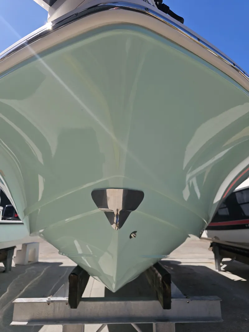 Slide: The Image of Robalo Cayman 246 2021 - 47