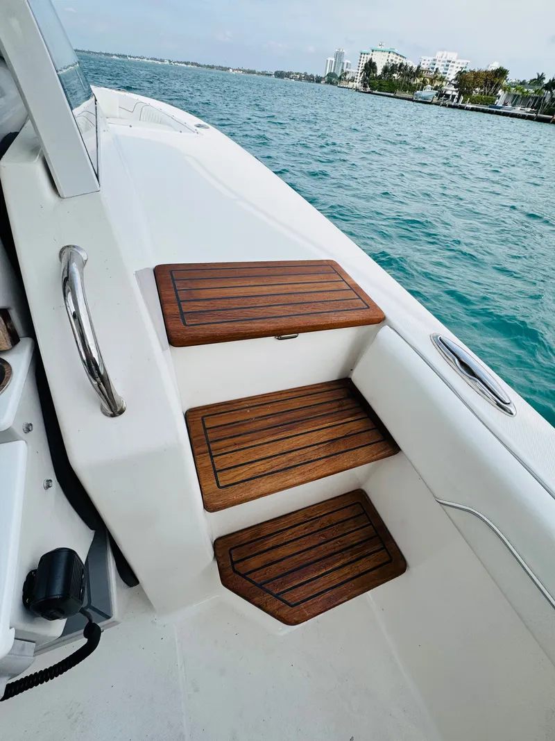 Slide: The Image of 2022 REGAL 38 SAV - Image 20 - 20