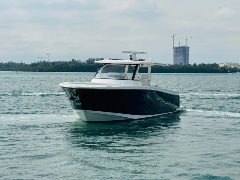 Slide: The Image of 2022 REGAL 38 SAV - Image 3 - 3