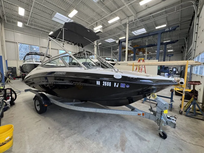 Slide: The Image of Yamaha AR190 2014 - 3