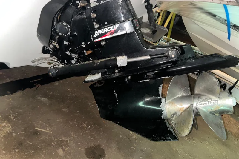 Slide: The Image of 2004 Sea Ray Sundancer 260 with Mercury Bravo Three outdrive, close-up view. - 31