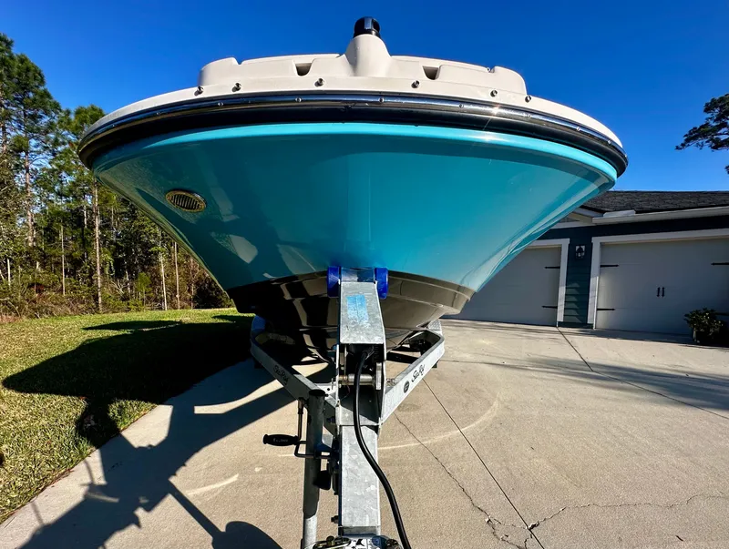 Slide: The Image of Sea Ray SPX 210 Outboard 2023 - 3