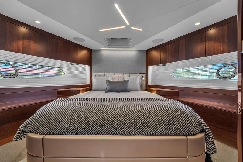 Slide: The Image of Luxurious bedroom interior of 2023 Sunseeker Manhattan 68 yacht with modern design. - 75