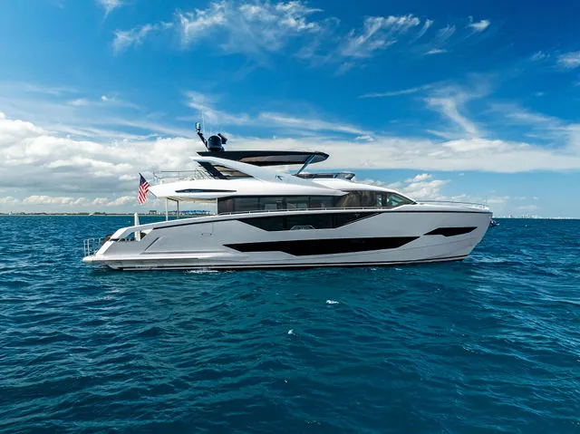 Slide: The Image of Sunseeker Manhattan 68 2023 - 85