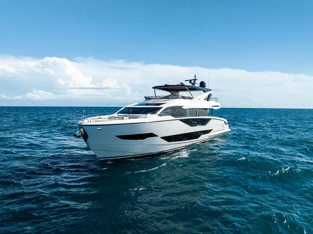 Slide: The Image of Sunseeker Manhattan 68 2023 - 86