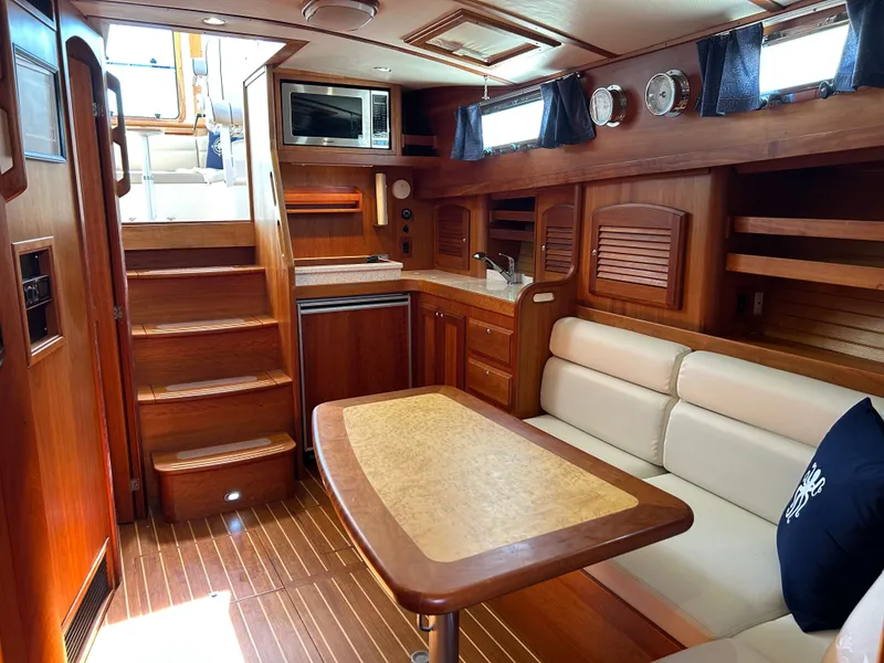 Slide: The Image of Sabreline 42 Express 2004 - 19