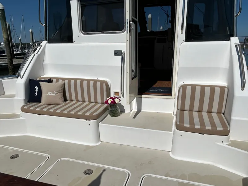 Slide: The Image of Sabreline 42 Express 2004 - 2