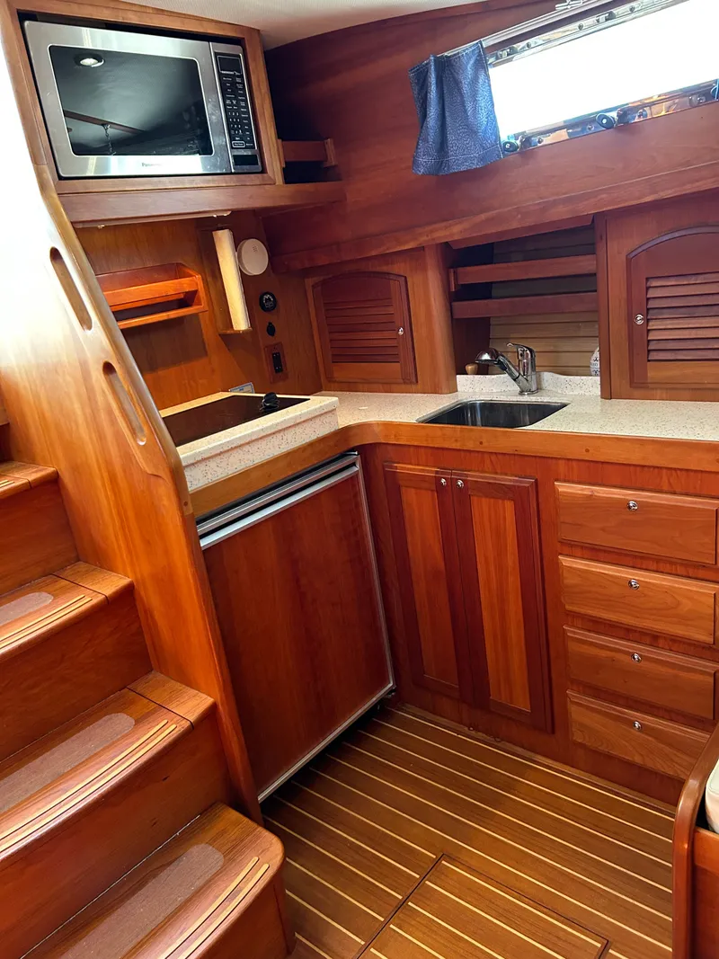 Slide: The Image of Sabreline 42 Express 2004 - 20