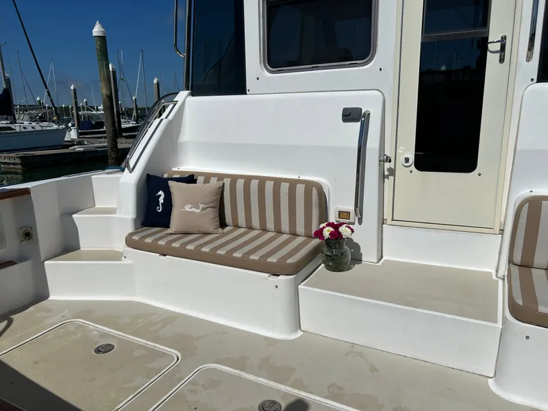 Slide: The Image of Sabreline 42 Express 2004 - 34