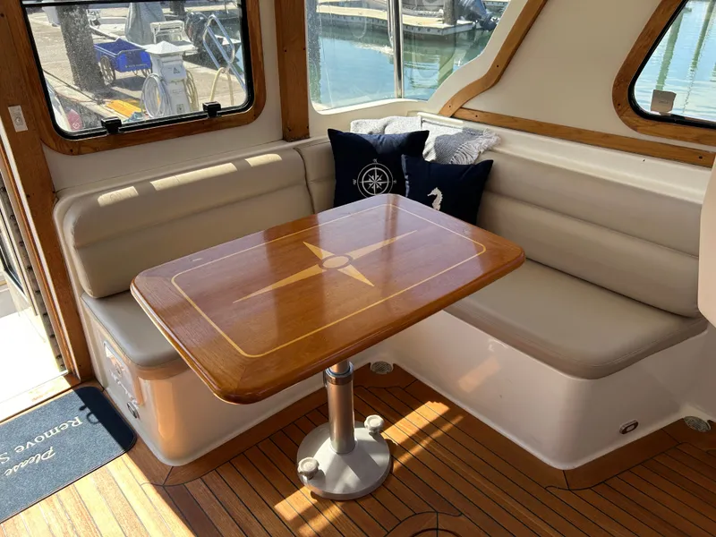 Slide: The Image of Sabreline 42 Express 2004 - 36