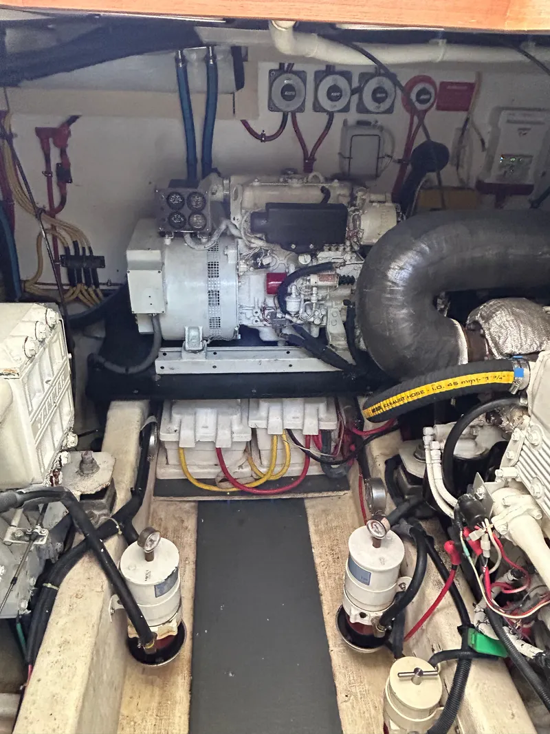 Slide: The Image of Sabreline 42 Express 2004 - 57